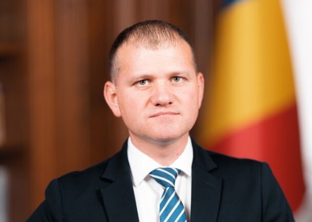 valeriu-munteanu-cere-romaniei-sa-ramana-neutra-fata-de-alegerile-din-republica-moldova