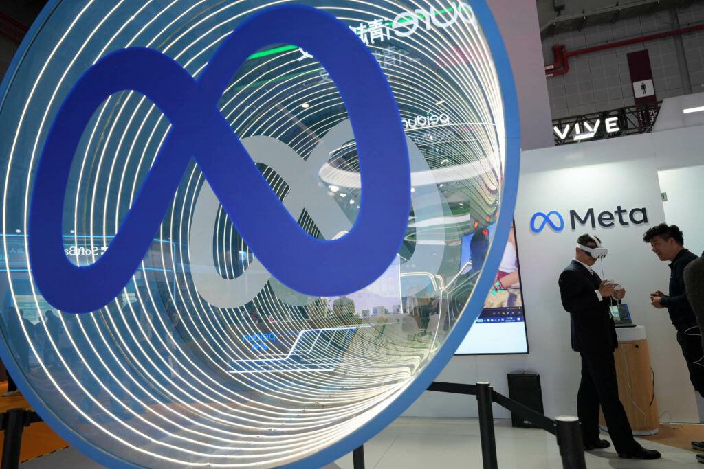 un-senator-american-cere-meta-sa-interzica-accesul-minorilor-la-chatboturile-ai