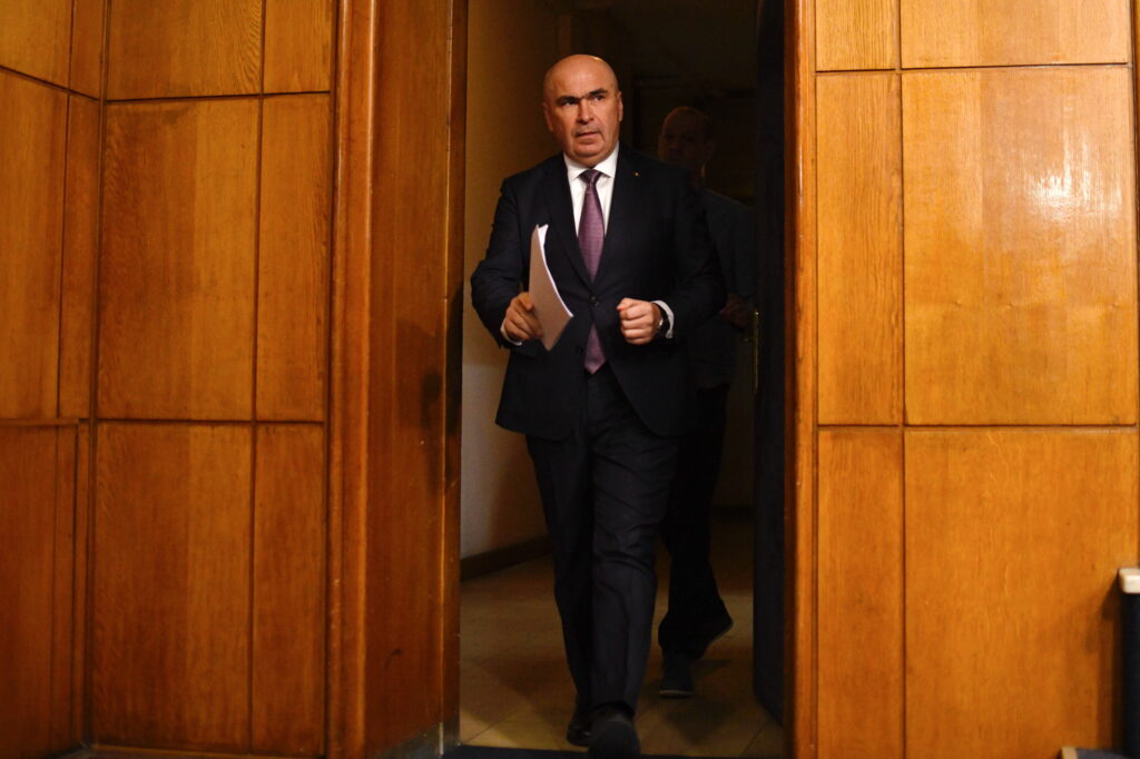 ilie-bolojan,-intrevedere-cu-delegatia-fmi:-cand-s-ar-inregistra-crestere-economica