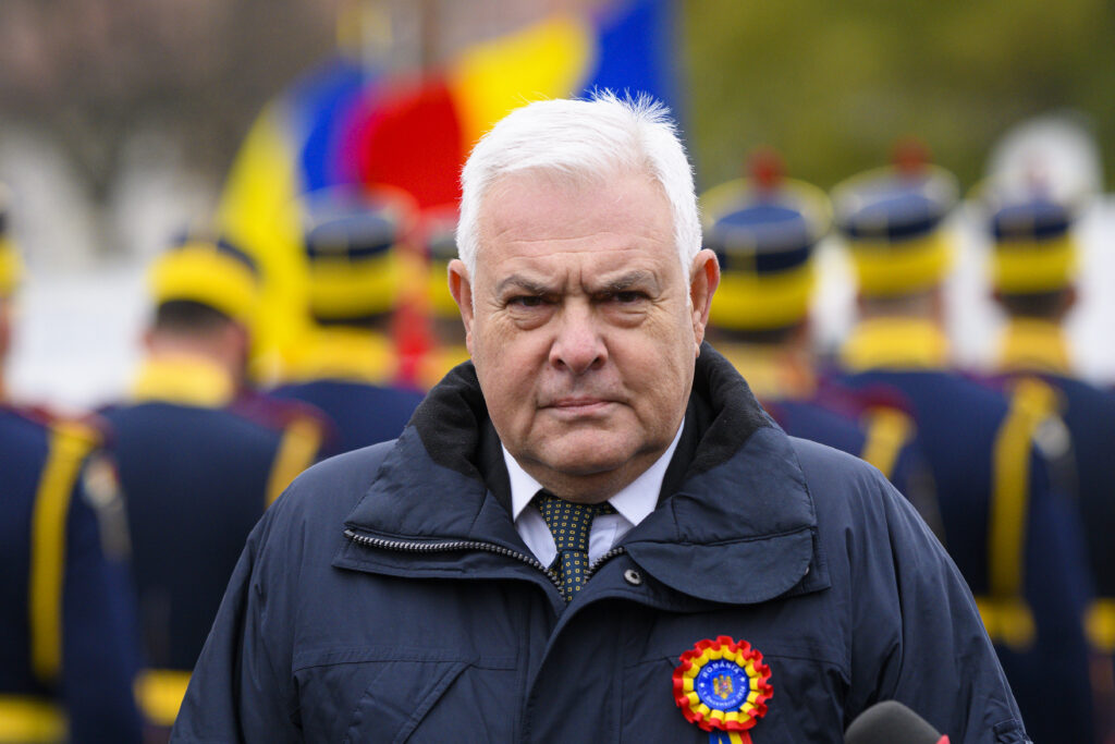 angel-tilvar,-decorat-de-presedintele-poloniei-pentru-contributia-la-securitatea-regionala