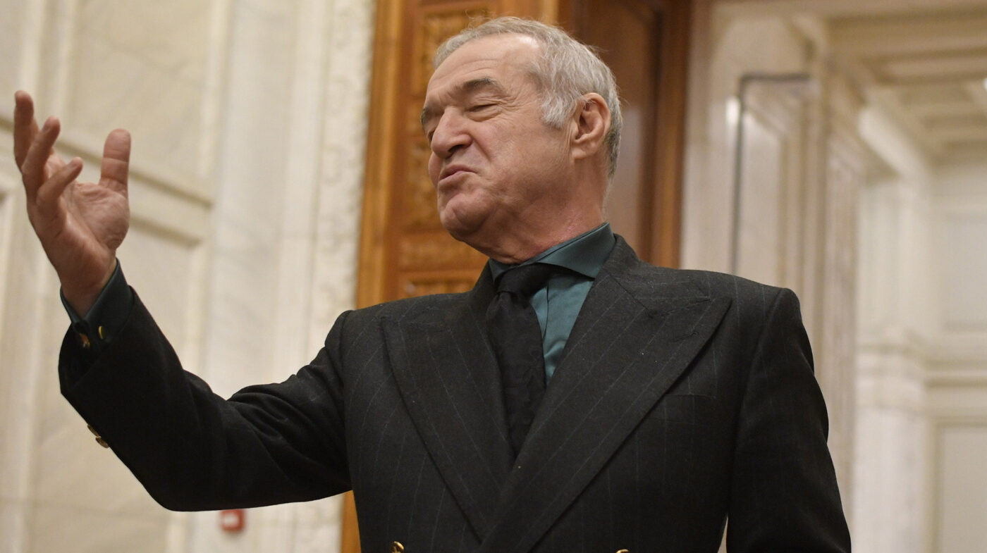 atacantul-caruia-gigi-becali-i-a-pus-clauza-de-500000.000-de-euro-e-gata-sa-vina-din-portugalia-pentru-a-califica-romania-la-mondiale:-cu-bucurie