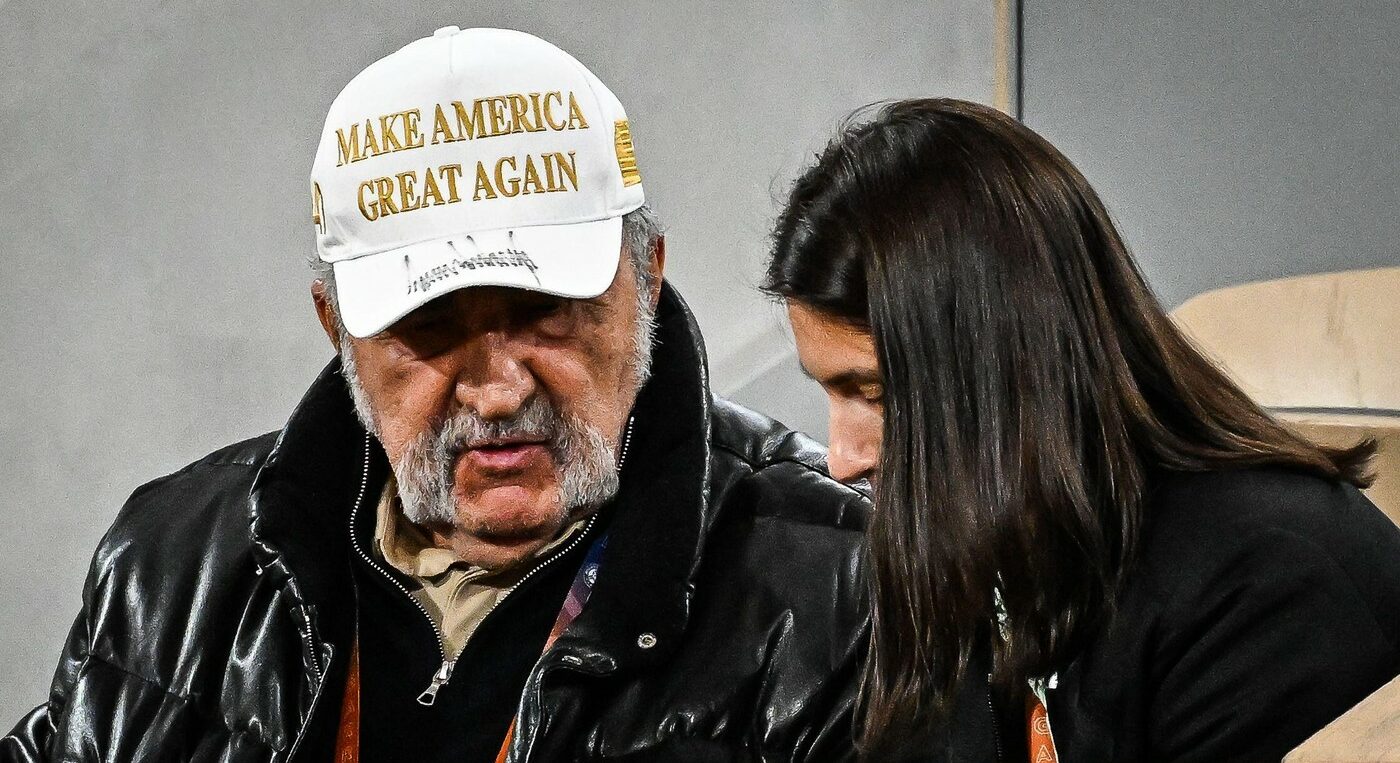 jurnalistii-de-la-gazzetta-dello-sport,-impresionati-de-coroana-de-flori-trimisa-de-ion-tiriac-la-inmormantarea-prietenului-sau!-ilie-nastase-l-a-salvat-pe-miliardar.-foto