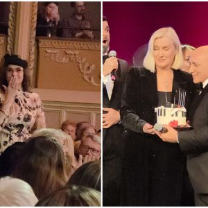 imagini-fabuloase-cu-angela-similea,-imbracata-in-rochie-eleganta-si-cu-palarie,-la-concertul-lui-marcel-pavel,-sustinut-de-ziua-lui:-de-unde-stii-ca-nu-te-iubesc?.-artista-l-a-aplaudat-in-picioare-si-i-a-cantat-la-multi-ani!-/-exclusiv