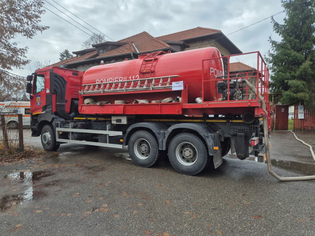 se-reia-de-vineri-seara-furnizarea-apei-in-prahova.-apa-nu-este-de-baut