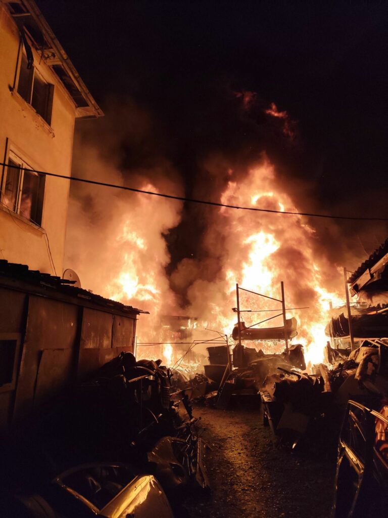 10-studenti-au-murit-intr-un-incendiu-la-un-restaurant-din-peru