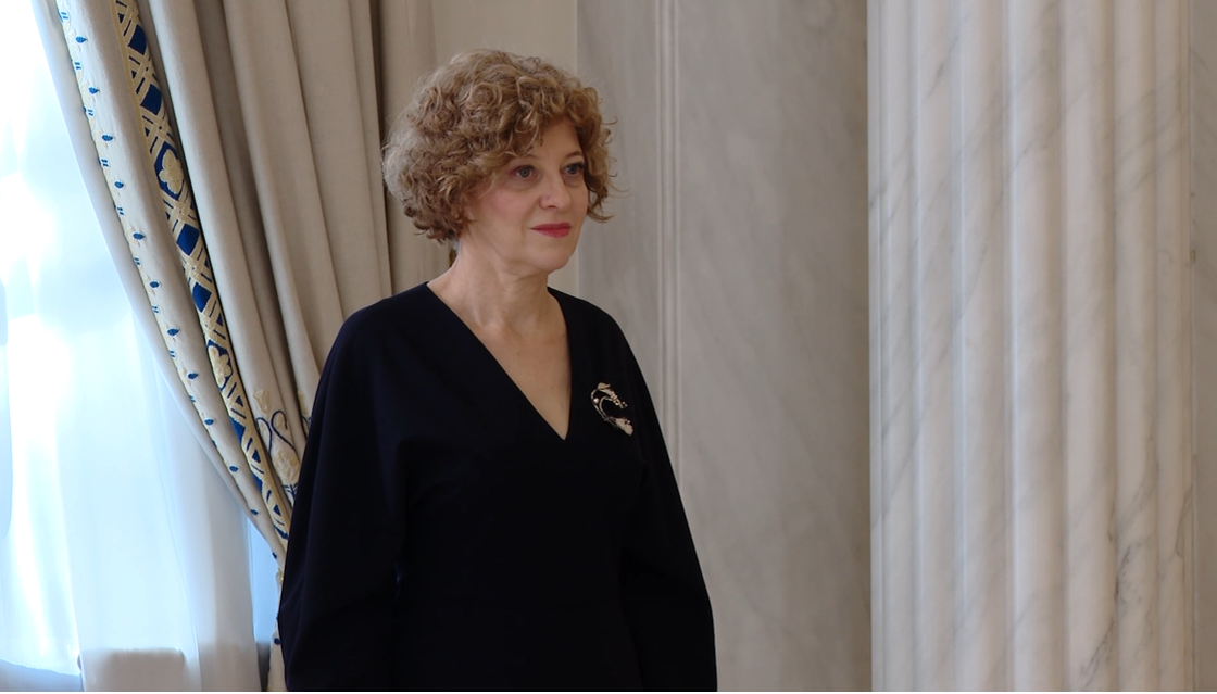 vicepremierul-oana-gheorghiu-spune-ca-cfr-marfa-ar-putea-fi-lichidata.-ce-se-intampla-cu-tarom