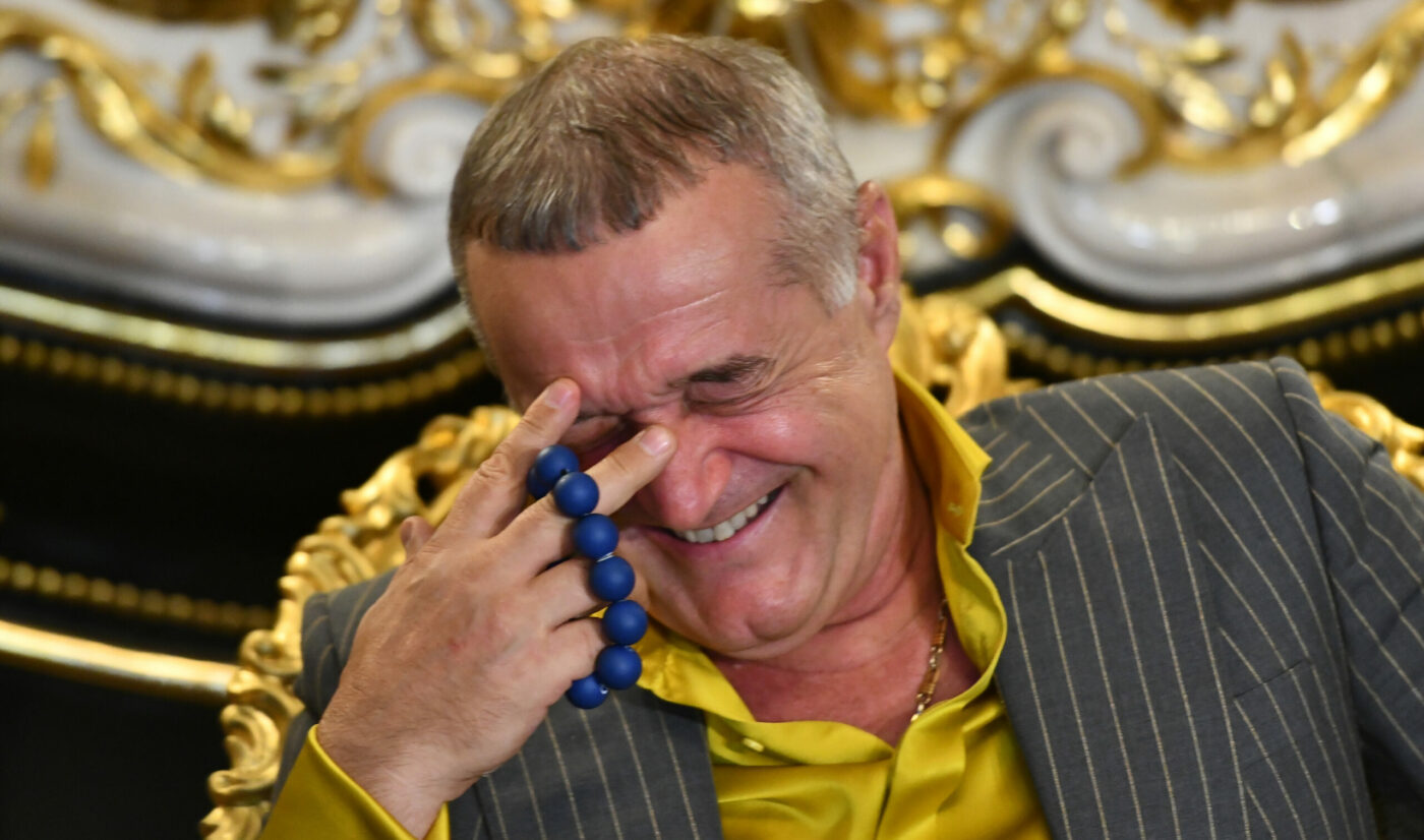 fa-bu-los!-gigi-becali-a-inceput-sa-cante-in-direct,-la-tv,-si-l-a-facut-pe-ilie-dumitrescu-sa-rada