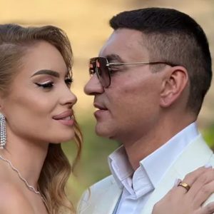 cristi-borcea,-despre-copii,-fotbal,-afaceri-si-dragoste.-cum-il-sprijina-mereu-sotia-lui,-valentina-pelinel:-a-fost,-este-si-va-fi-alaturi-de-mine-pentru-ca-am-mare-nevoie-de-aportul-ei-/-exclusiv