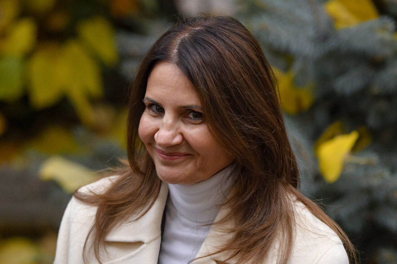 anca-alexandrescu,-pe-locul-doi-la-alegerile-pentru-primaria-capitalei.-candidata-sustinuta-de-aur-are-un-scor-de-peste-22%