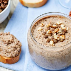 pateul-vegetal,-un-aliment-aparent-inofensiv,-dar-cu-riscuri-pentru-sanatate.-de-ce-nu-trebuie-consumat-in-exces