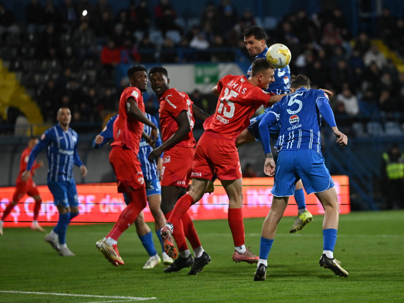 farul-constanta,-de-la-echipa-de-academie-la-profil-de-azil!-cine-e-ultimul-tanar-talent-pe-picior-de-plecare-din-curtea-lui-gica-hagi-pe-fondul-crizei-din-superliga.-exclusiv