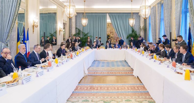 nazare,-la-o-intalnire-cu-investitorii-francezi:-romania-este-interesata-sa-dezvolte-parteneriate-public-private-in-domenii-cheie.-franta-are-experienta-solida-in-ppp-uri,-inclusiv-in-sanatate-si-infrastructura