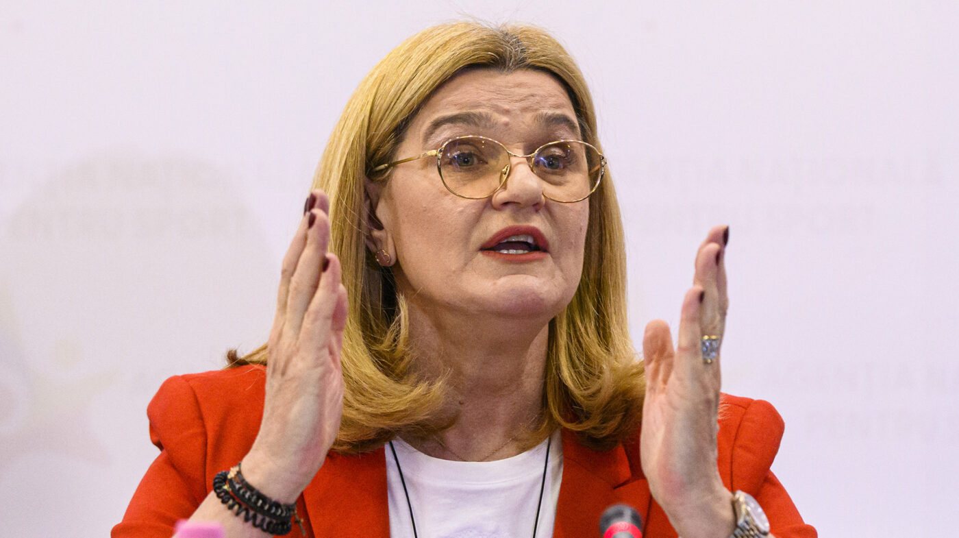 curtea-de-conturi-a-cerut-federatiei-romane-de-canotaj-sa-recupereze-500000-de-euro,-care-ar-fi-fost-acordati-necuvenit-dupa-jocurile-olimpice-de-la-paris.-reactia-elisabetei-lipa:-nu-s-a-premiat-nimeni-pe-sub-mana