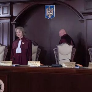 ce-taxe-cresc-de-la-1-ianuarie-2026,-dupa-ce-curtea-constitutionala-a-aprobat-majorarea-taxelor-si-impozitelor