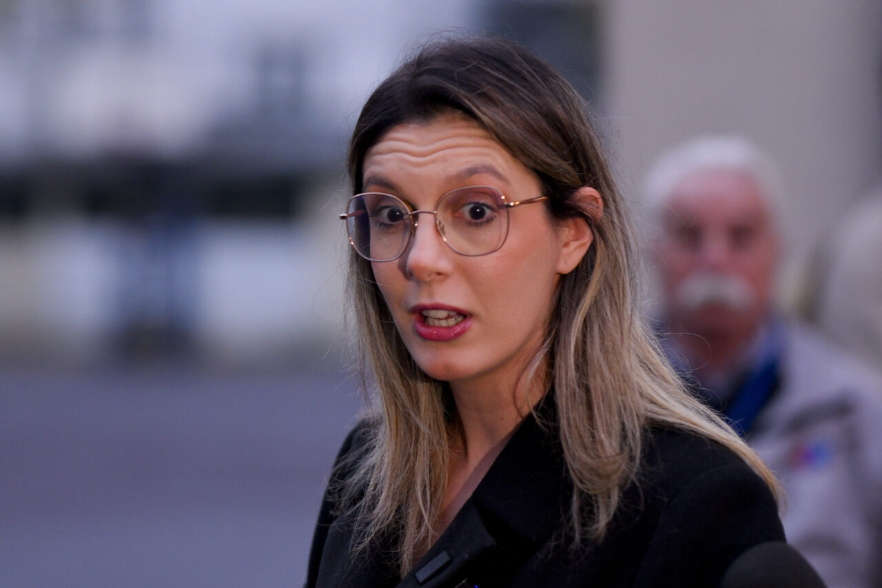 diana-buzoianu-anunta-demiteri-si-demisii-in-scandalul-apei.-nu-si-pe-a-ei