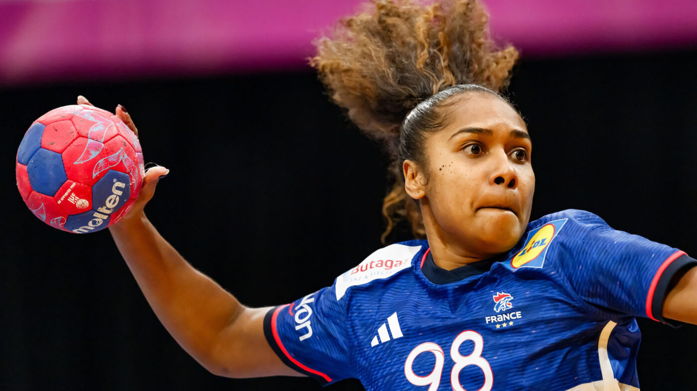 franta-a-fost-devastatoare-si-a-trecut-ca-un-tanc-peste-danemarca!-se-stiu-semifinalele-de-la-campionatul-mondial-de-handbal-feminin