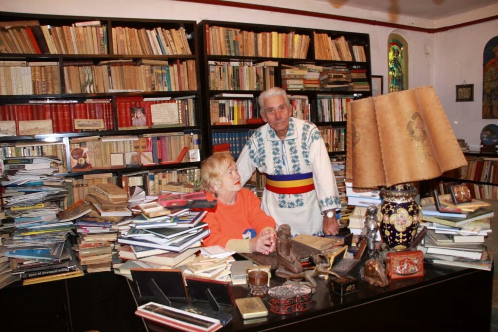 raspunsul-ministerului-apararii-nationale-/-a-murit-generalul-ce-apare-in-dosarul-grupului-ce-planuia-schimbarea-numelui-romaniei-in-getia.-voica-theodoru:-tata,-azi-nu-te-ai-oprit,-ci-doar-ti-ai-schimbat-altitudinea