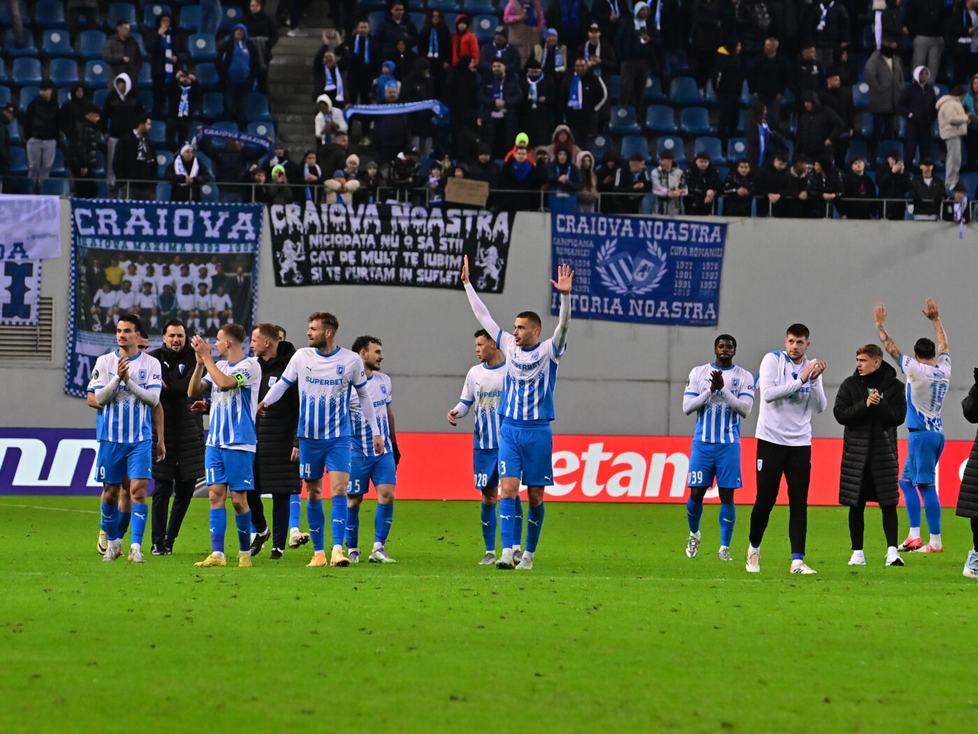 universitatea-craiova-inca-respira-in-conference-league,-de-patru-nume-grele-din-europa-centrala-si-de-est-s-a-ales-praful!-cum-a-ajuns-legia-varsovia-dupa-edi-iordanescu-si-de-ce-e-jale-in-ucraina,-austria-si-slovacia