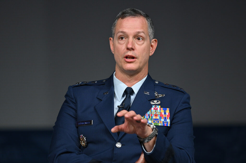 comandantul-suprem-al-fortelor-aliate-din-europa,-generalul-grynkewich,-nu-mai-vine-in-romania