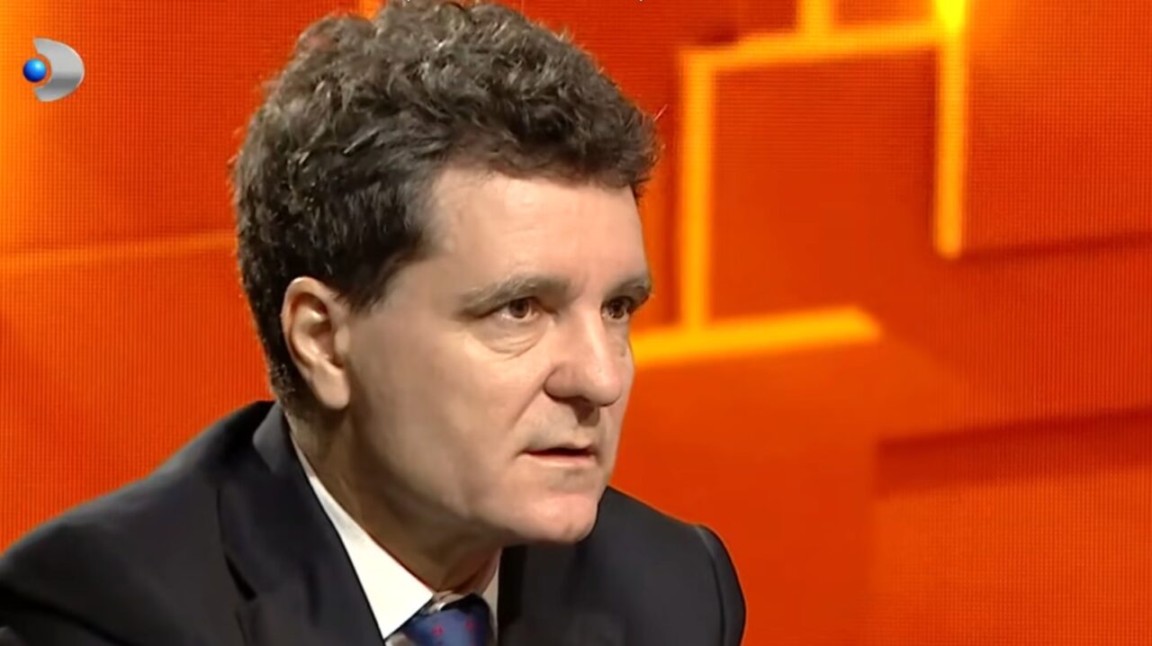 nicusor-dan-sustine-ca-trebuie-sa-redea-increderea-romanilor-prin-prezentarea-tuturor-elementelor-legate-de-anularea-alegerilor,-dar-spune-ca-am-reusit-in-mare-masura-acest-lucru-in-plan-extern