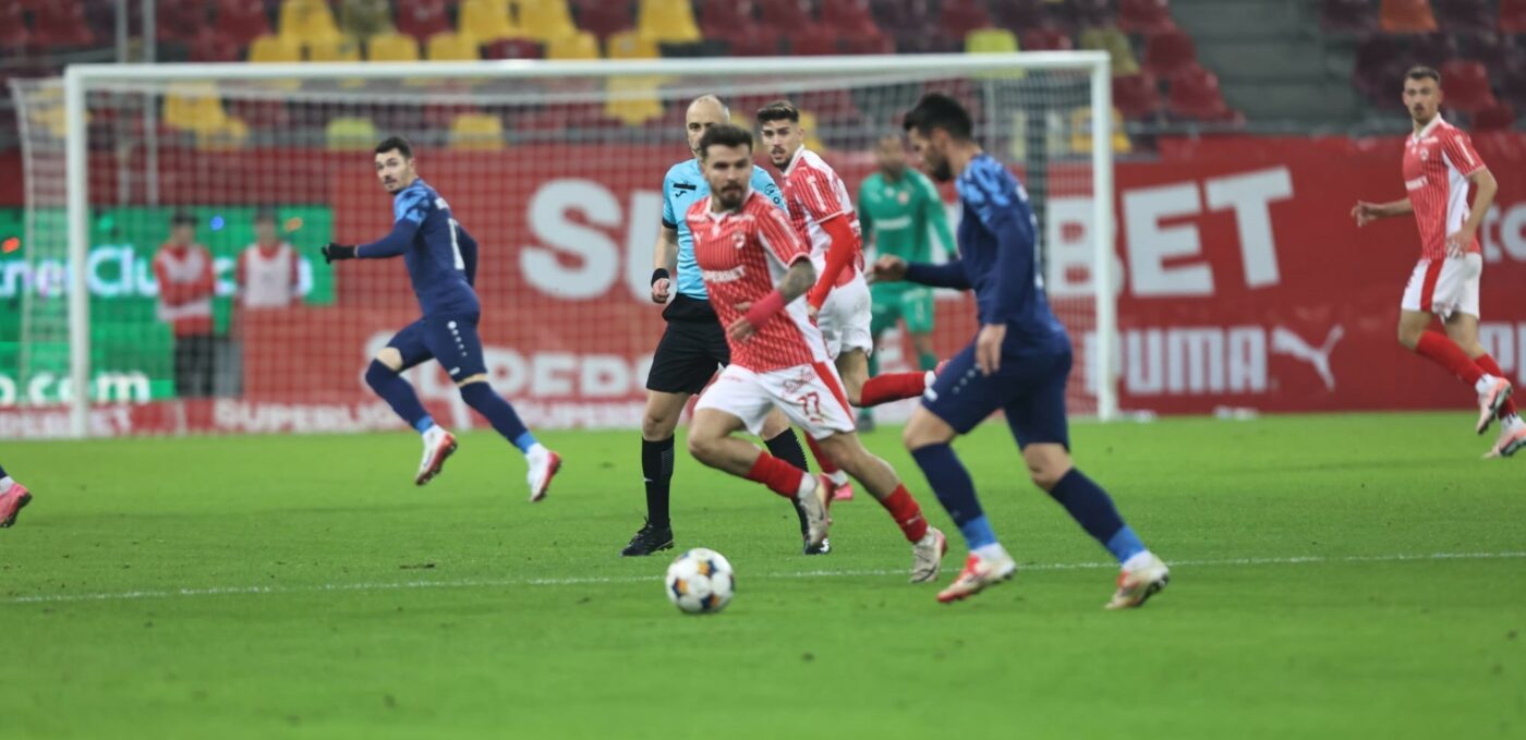 dinamo-metaloglobus-2-0-live-text-online,-in-etapa-20-din-superliga.-cristi-mihai-marcheaza-primul-gol-in-tricoul-cainilor