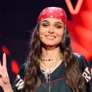 cum-le-raspunde-theo-rose-celor-care-au-criticat-o-ca-e-prea-slaba:-nu-mananc-si-sunt-a-naibii.-asa-mi-a-zis-mama