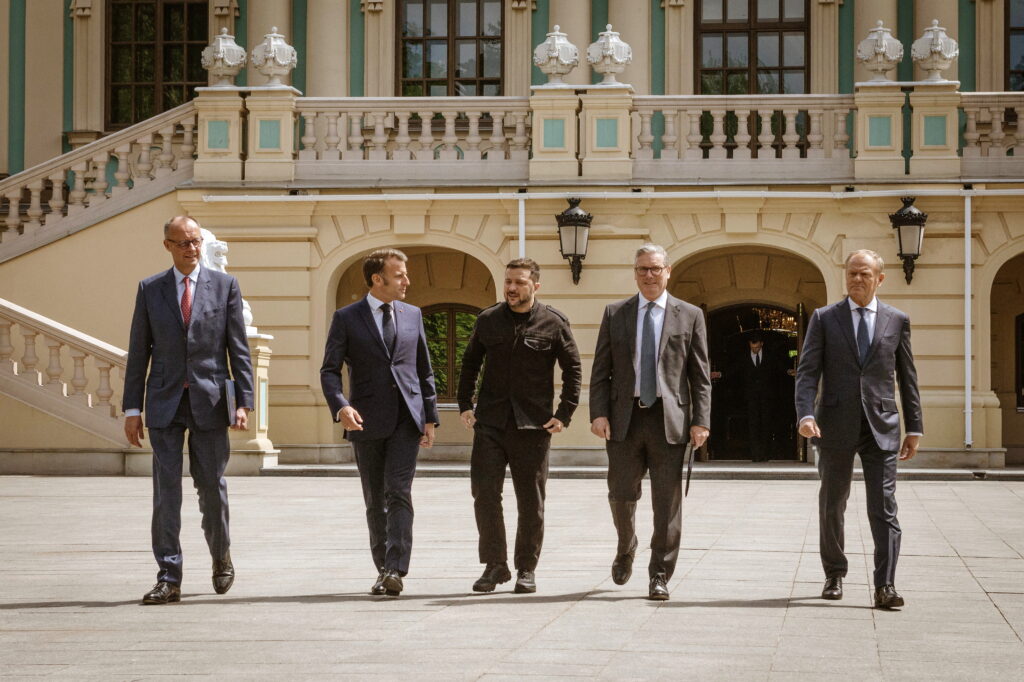 garantiile-de-securitate-ale-ucrainei-trebuie-sa-includa-o-forta-multinationala