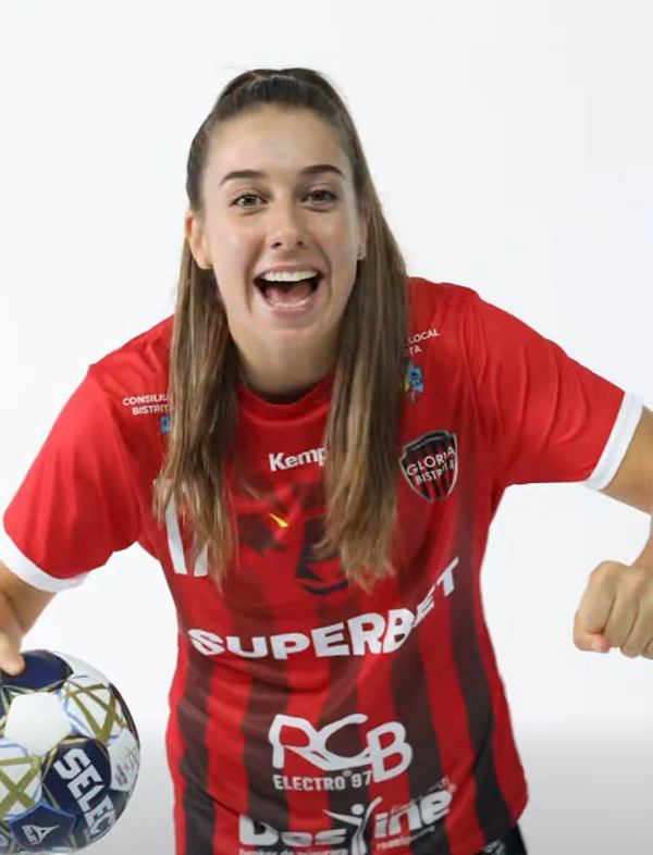 gloria-bistrita-anunta-prelungirea-contractului-cu-extrema-spaniola-jennifer-gutierrez-pana-in-2028