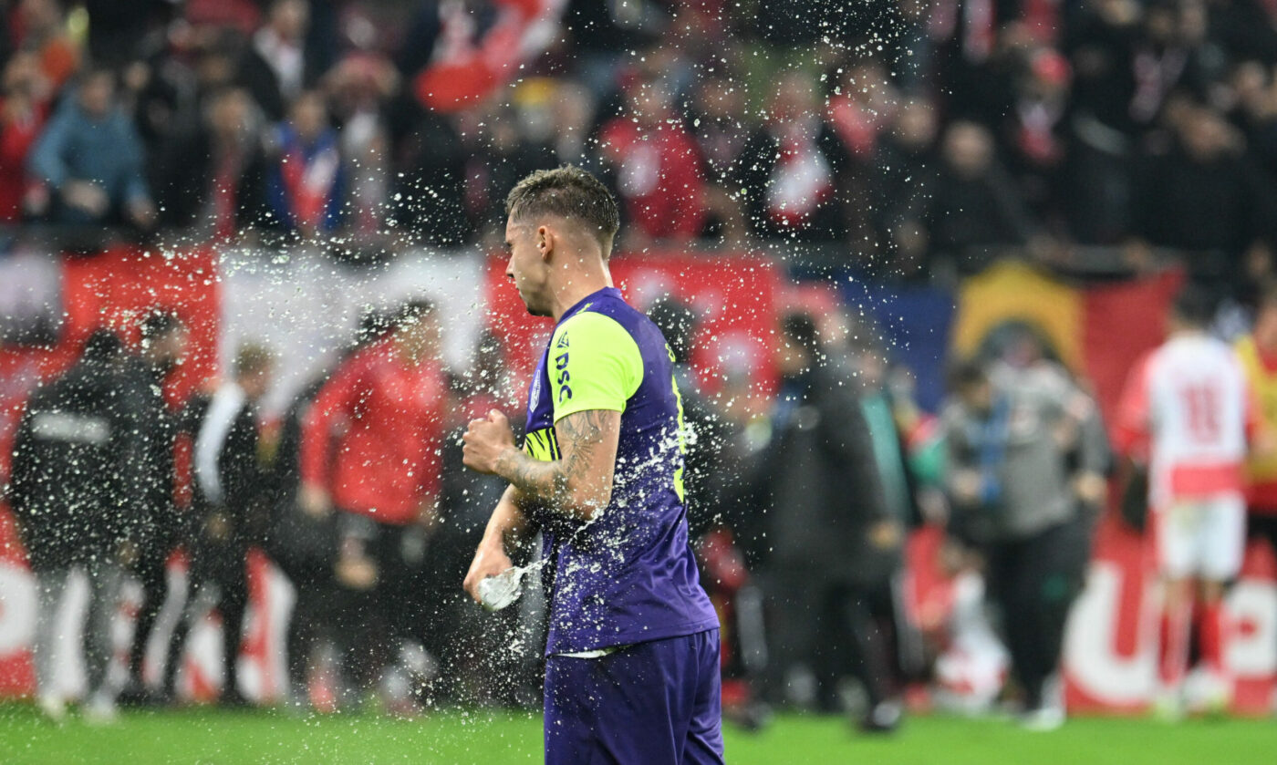 transferul-istoric-al-lui-louis-munteanu-e-din-nou-in-centrul-atentiei.-reactia-britanicilor-despre-roman