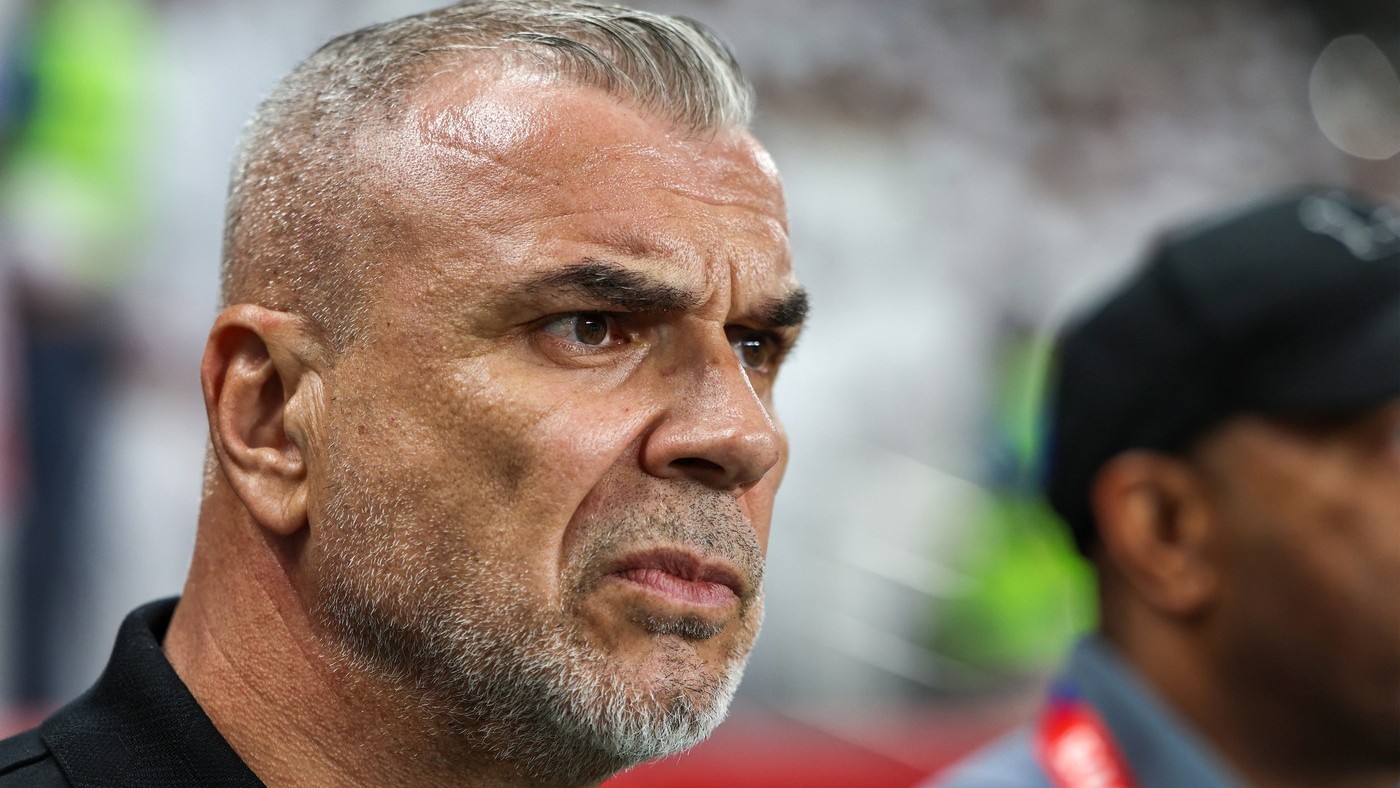 jurnalista-din-emirate-a-anuntat-plecarea-lui-cosmin-olaroiu-si-nu-regreta-deloc-despartirea-de-roman:-era-lui-s-a-terminat!-rezultate-slabe.-avem-timp-sa-gasim-inlocuitor