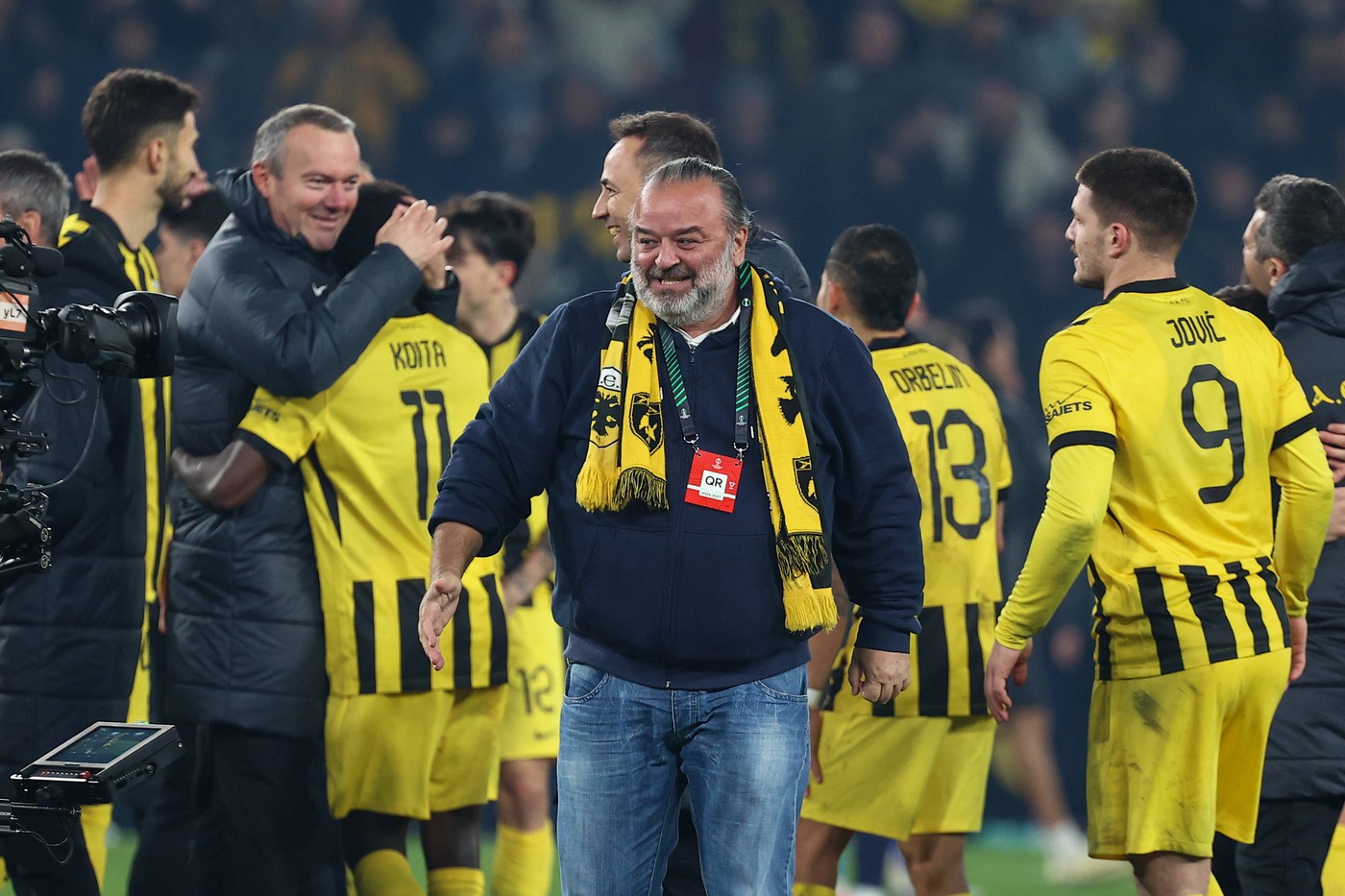 patronul-milionar-al-lui-aek-atena-rasuceste-cutitul-in-rana-universitatii-craiova:-universul-ne-a-razbunat!