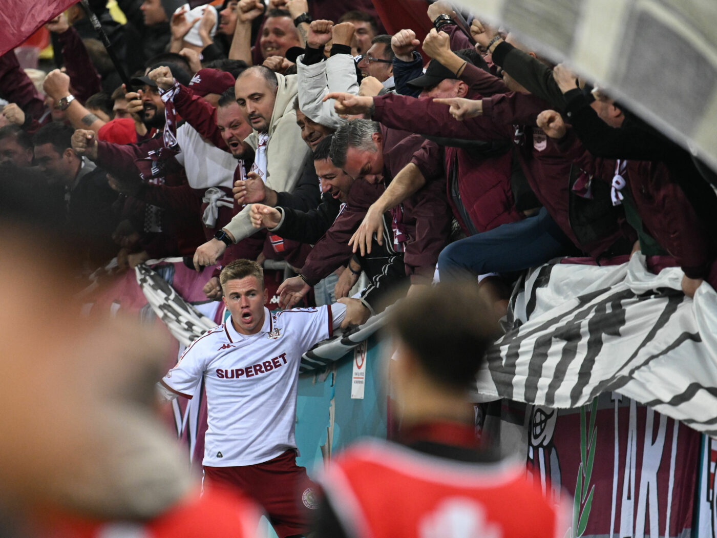 mobilizare-extraordinara-a-rapidistilor-pentru-derby-ul-cu-fcsb:-cu-siguranta,-nu-e-vreun-dubiu!-cate-bilete-s-au-dat-pana-acum.-exclusiv