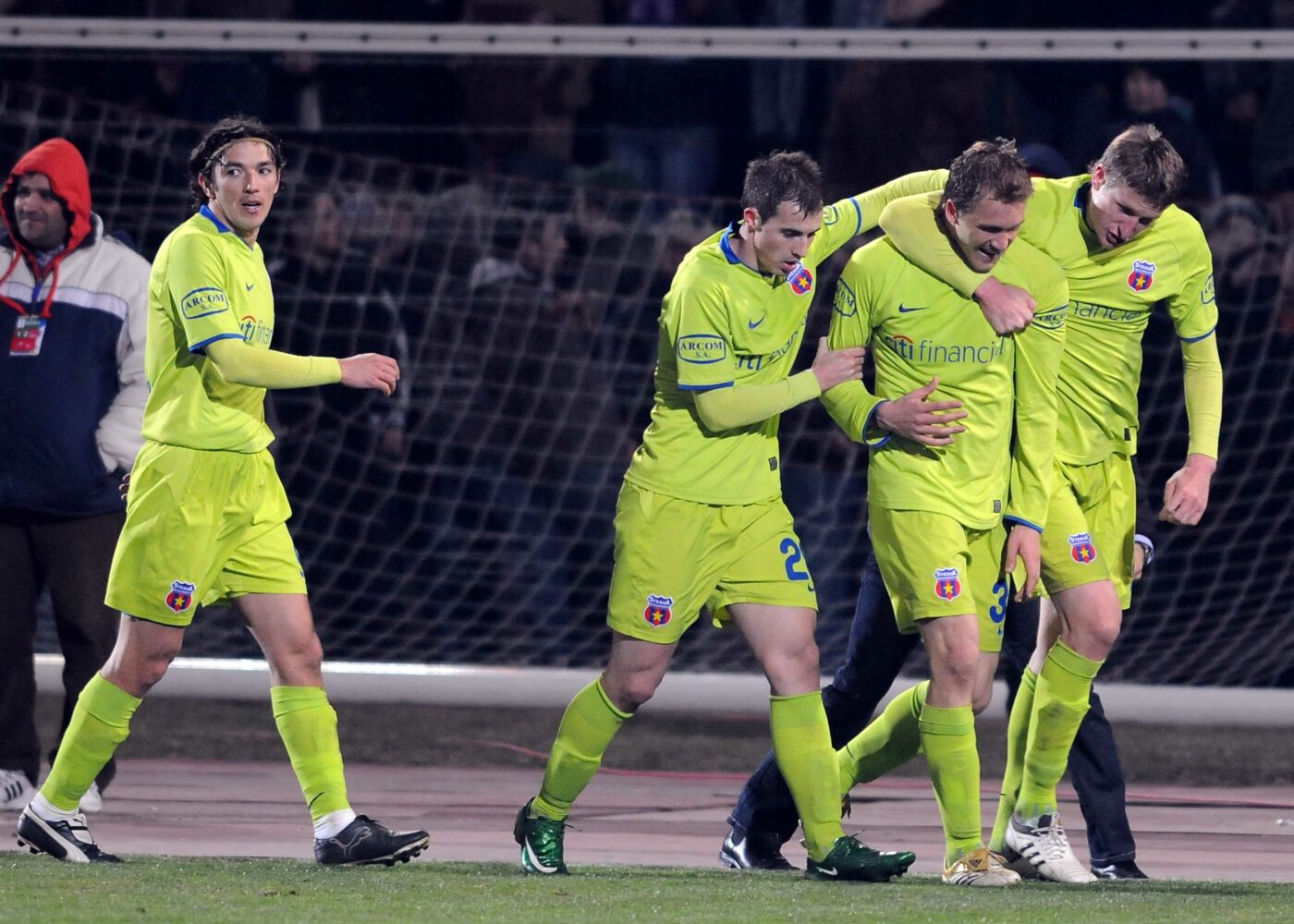 kapetanos,-solutie-pentru-gigi-becali-la-fcsb:-sa-mi-iau-licenta-pro