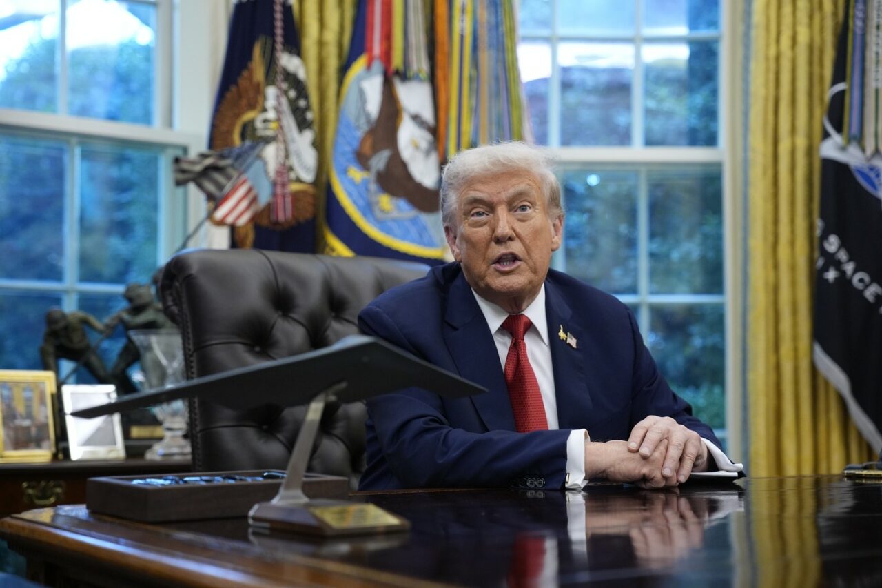 donald-trump-anunta-acorduri-de-preturi-cu-9-producatori-de-medicamente,-in-incercarea-de-a-alinia-costurile-din-sua-cu-tarifele-mai-mici-din-europa