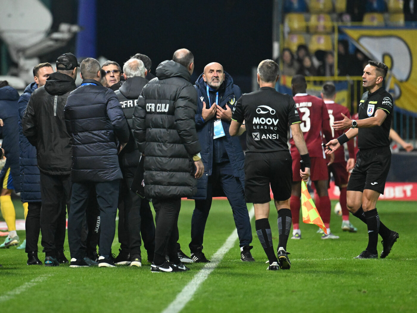 nu-l-avem-nici-pe-gullit,-nici-pe-van-basten!-il-vreau-pe-lautaro-martinez-explicatia-antrenorului-echipei-cu-cel-mai-slab-atac-din-superliga.-exclusiv