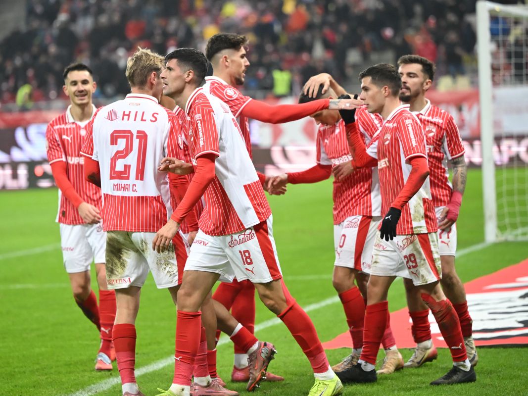 dinamo-are-pierderi-de-3500.000-de-euro-si-a-luat-decizia-in-privinta-vanzarii-celor-mai-buni-fotbalisti:-e-nevoie!