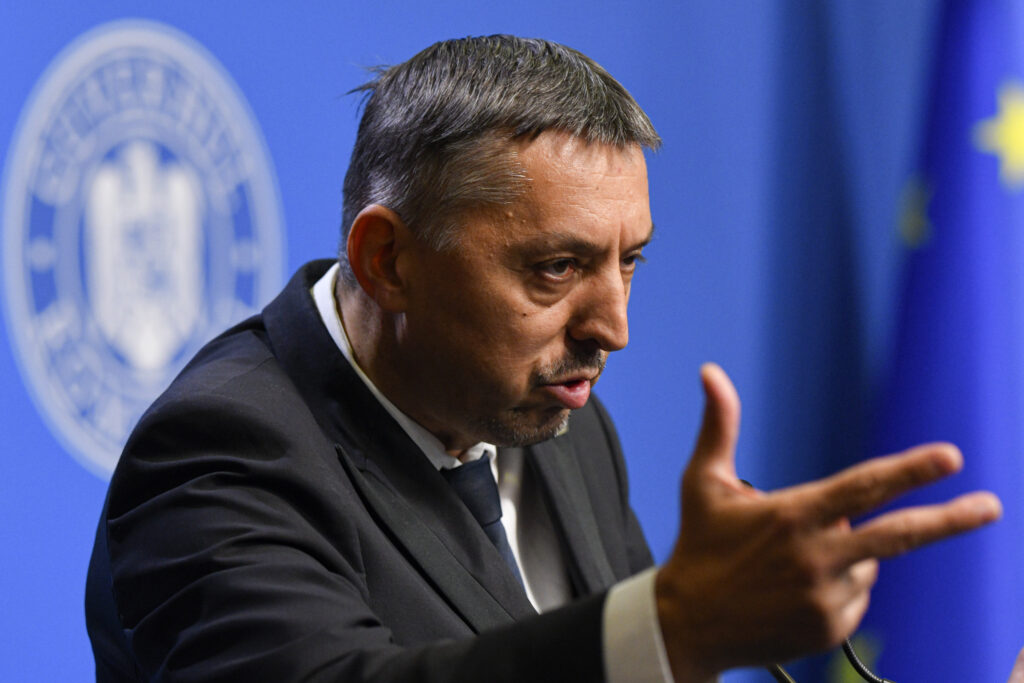 anunt-al-ministerului-educatiei:-norma-didactica-de-predare-nu-creste-in-2026-/-daniel-david:-uneori-ma-gandesc-ca-cineva-incearca-intentionat-sa-vina-cu-astfel-de-povesti