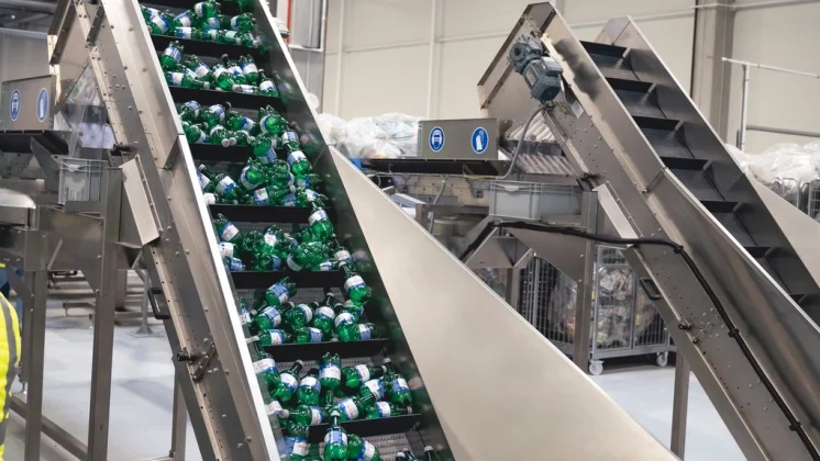 afm-a-aprobat-dosare-de-finantare-de-peste-1-miliard-de-lei-in-cadrul-programelor-fabrici-de-reciclare,-iluminat-public-si-apa-canal