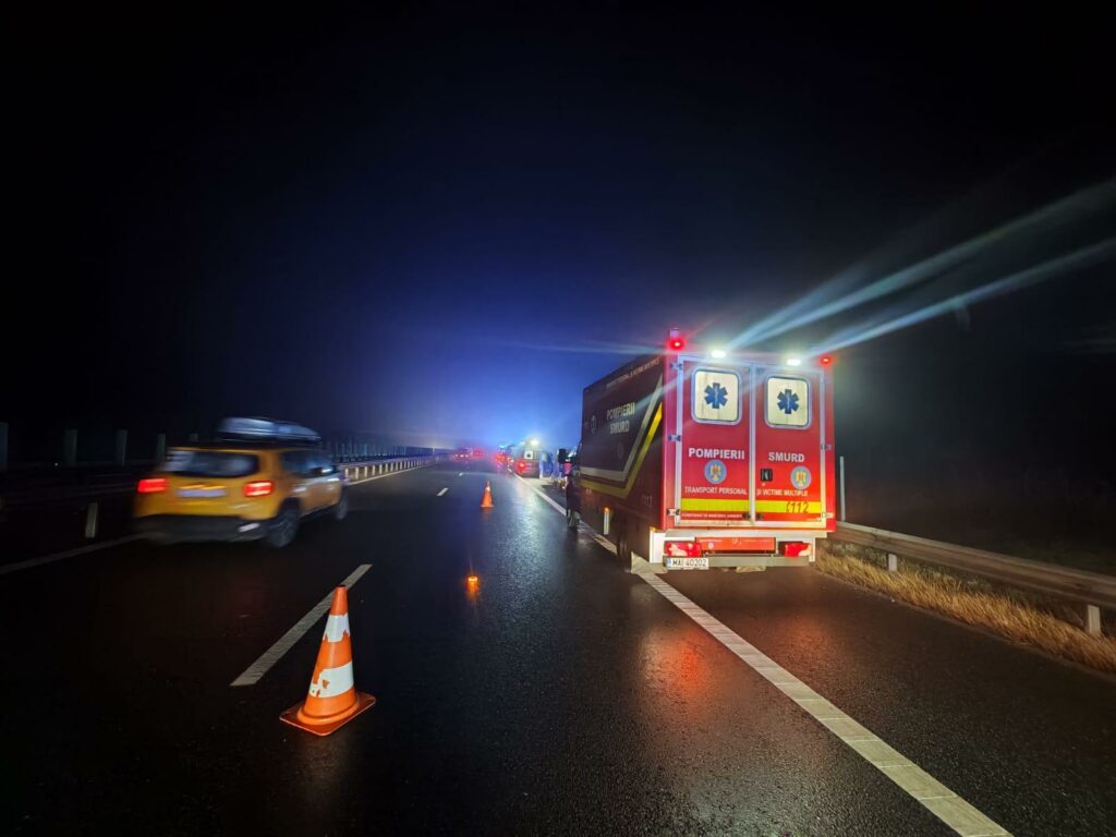 update:-plan-rosu-activat-pe-a1,-in-sibiu:-12-persoane,-inclusiv-patru-minori,-implicate-intr-un-grav-accident-rutier
