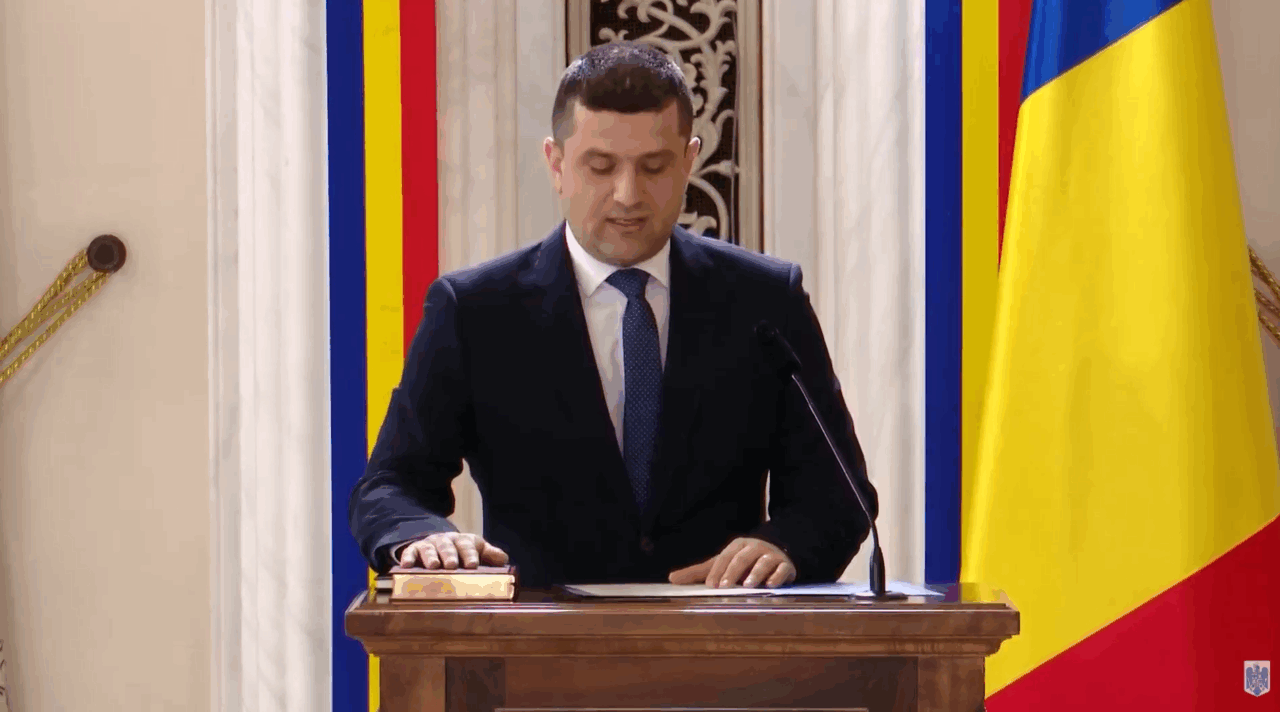 e-oficial:-radu-miruta-este-noul-ministru-al-apararii.-a-depus-juramantul-astazi