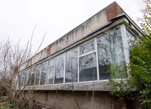 primari-galati-a-scos-la-licitatie-contractul-pentru-transformarea-unei-cladiri-darapanate-intr-o-cantina-pentru-batrani