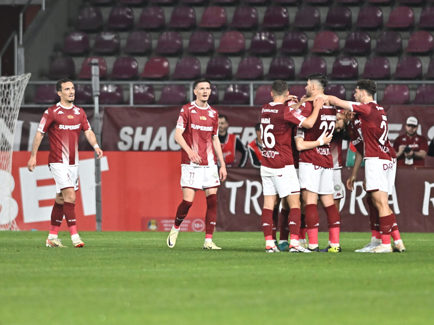 atacantul-care-a-facut-senzatie-pentru-rapid-e-la-un-pas-de-transferul-vietii,-la-un-club-legendar-din-premier-league