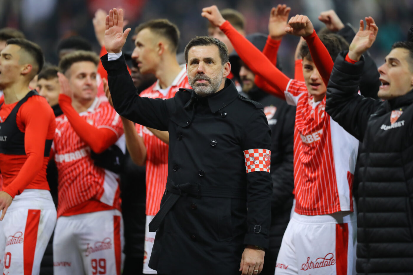 a-trait-cea-mai-mare-teapa-de-la-dinamo,-dar-acum-pariaza-pe-echipa-lui-kopic:-nu-e-ca-si-cu-spaniolii.-echipa-la-care-se-vede-cel-mai-bine-un-stil-de-joc