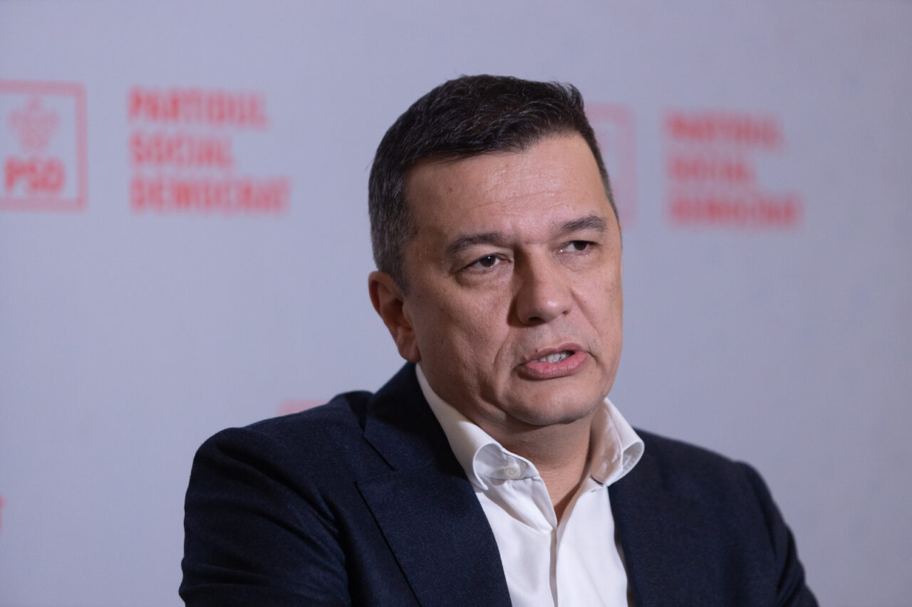 sorin-grindeanu,-mesaj-in-sfanta-zi-de-craciun:-va-sunt-recunoscator-tuturor-celor-care,-zi-de-zi,-duceti-inainte-romania
