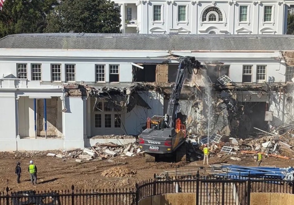 casa-alba-va-prezenta-in-ianuarie-planurile-pentru-viitoarea-sala-de-bal-din-aripa-de-est