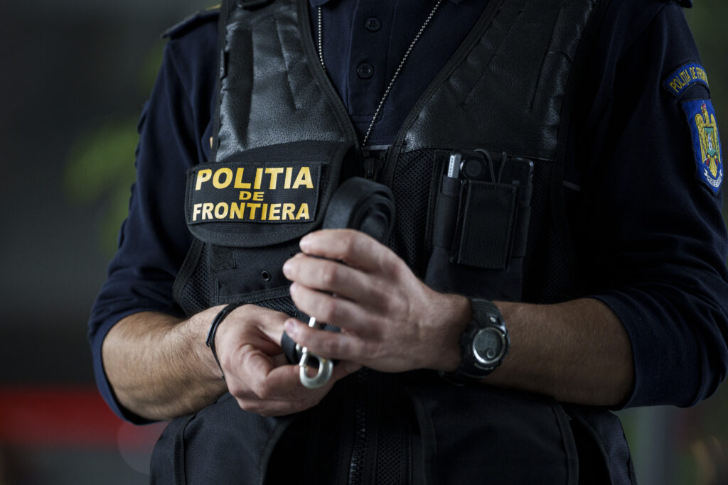 heavy-traffic-at-the-border-during-christmas:-over-52,000-people-crossed-the-border