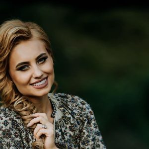 emilia-dorobantu-a-renuntat-la-cariera-militara.-care-este-motivul-si-cu-ce-se-ocupa-acum-artista:-sotul-meu-nu-prea-ma-intelege