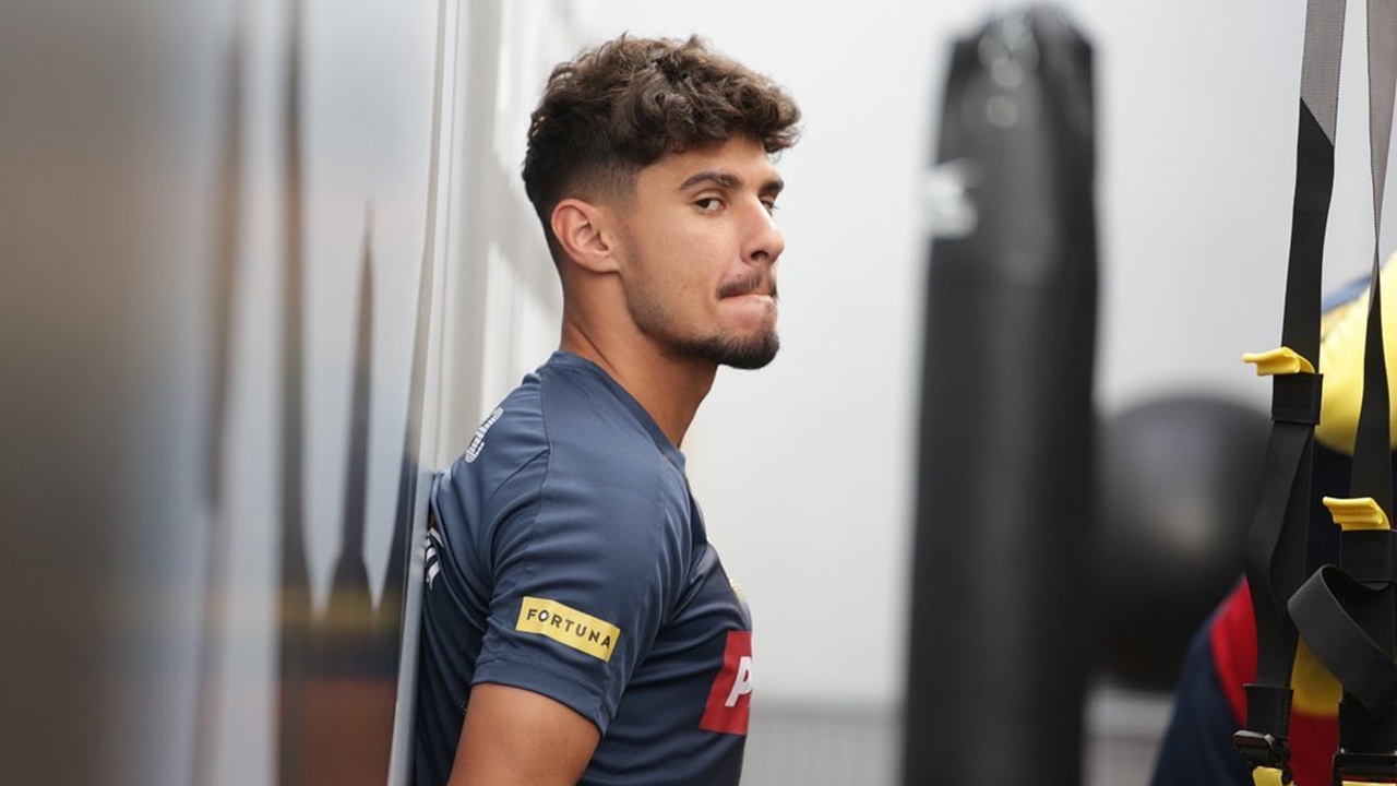 florinel-coman-are-oferta-cu-salariu-de-700.000-de-euro-de-la-gigi-becali-si-a-ales-sa-ia-decizia-alaturi-de-familie,-de-craciun