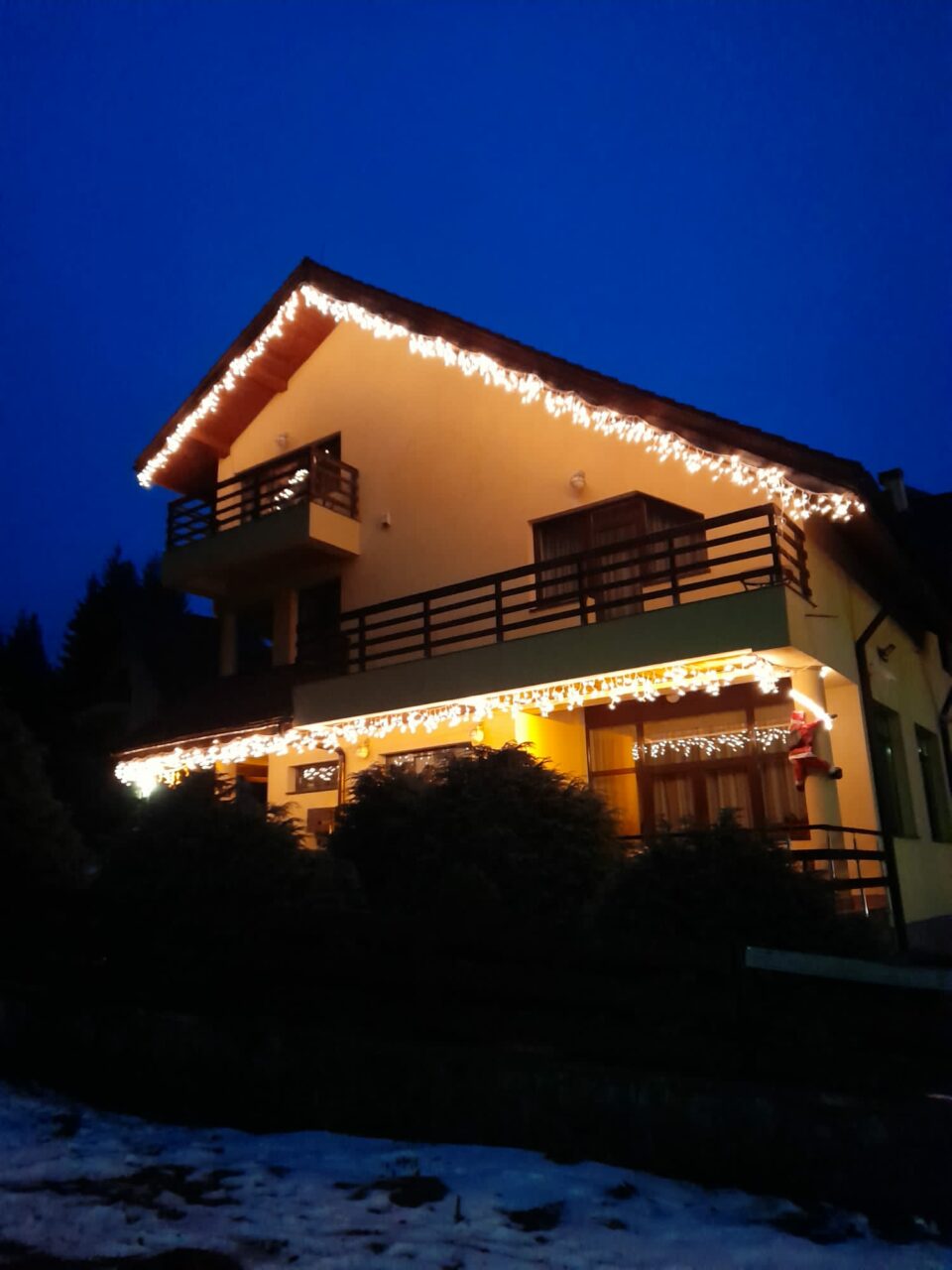 cabanierii-de-pe-valea-prahovei,-afectati-de-lipsa-turistilor-chiar-in-perioada-sarbatorilor-de-iarna.-gestul-disperat-al-unui-antreprenor-din-predeal