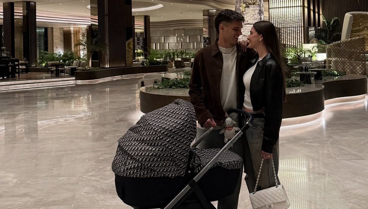 ianis-hagi,-imagini-de-craciun-cu-nepotul-lui-gica-hagi,-care-l-a-facut-pe-rege-sa-stea-mai-mult-prin-turcia-pentru-a-l-vedea-cum-creste